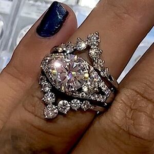 All info is in the appraisal pic. Size 7.